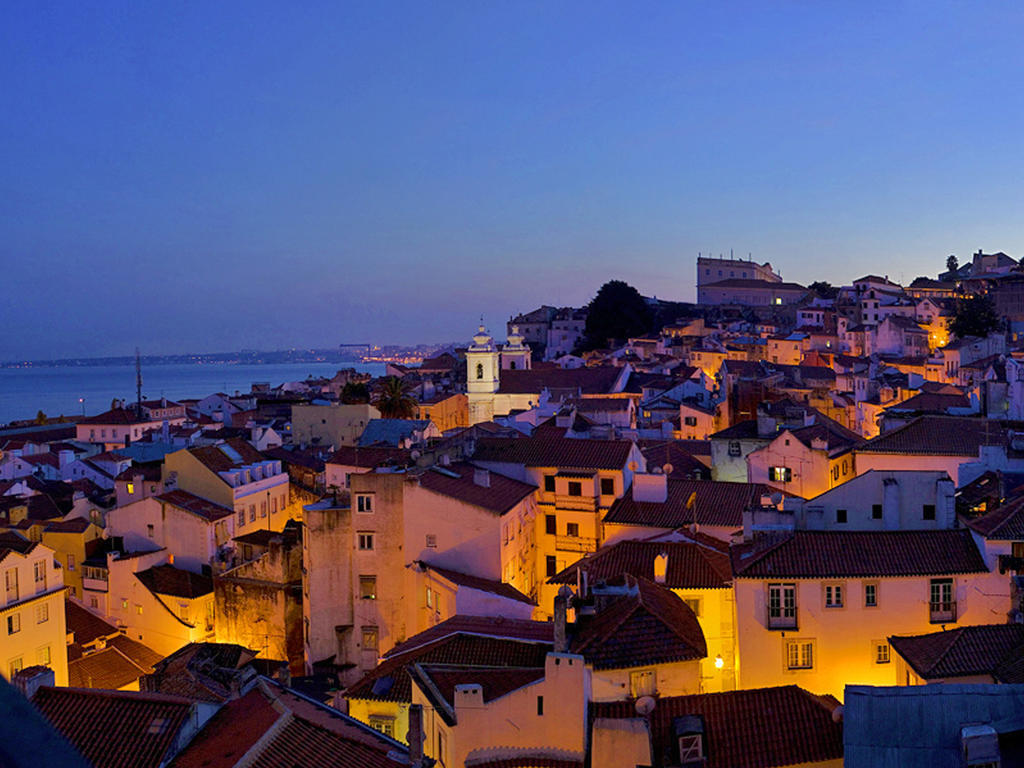 Lisbon Colours Bairro Alto Apartments Екстериор снимка